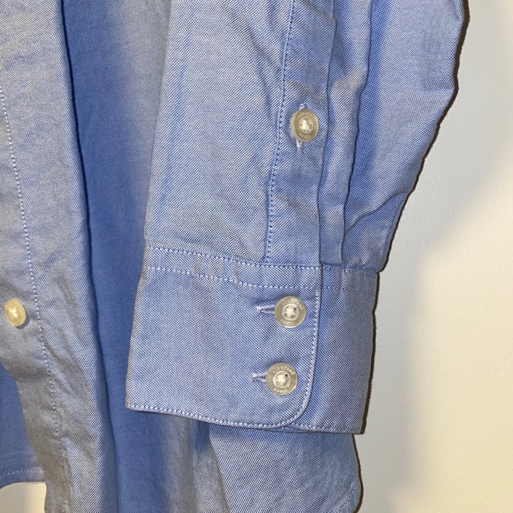 Light Blue Vineyard Vines Collared Button Down Si… - image 2